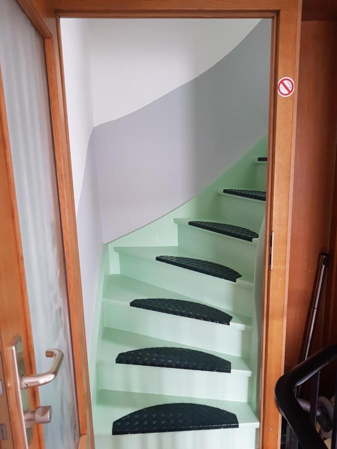 Haus Marlene Apartment Zell an der Mosel Bagian luar foto