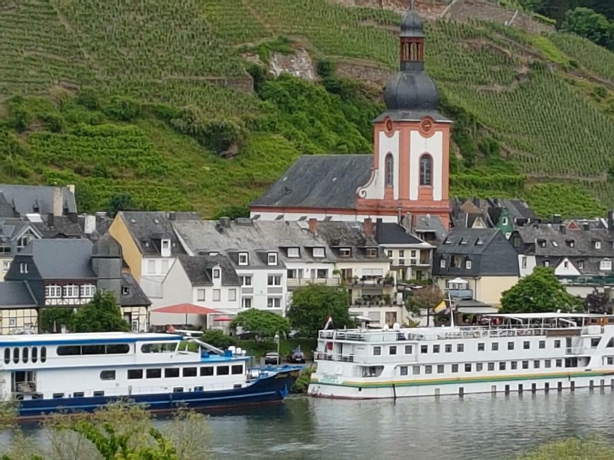 Haus Marlene Apartment Zell an der Mosel Bagian luar foto